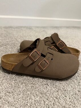 Birkenstock Kids Brown Dual-Buckle Clog